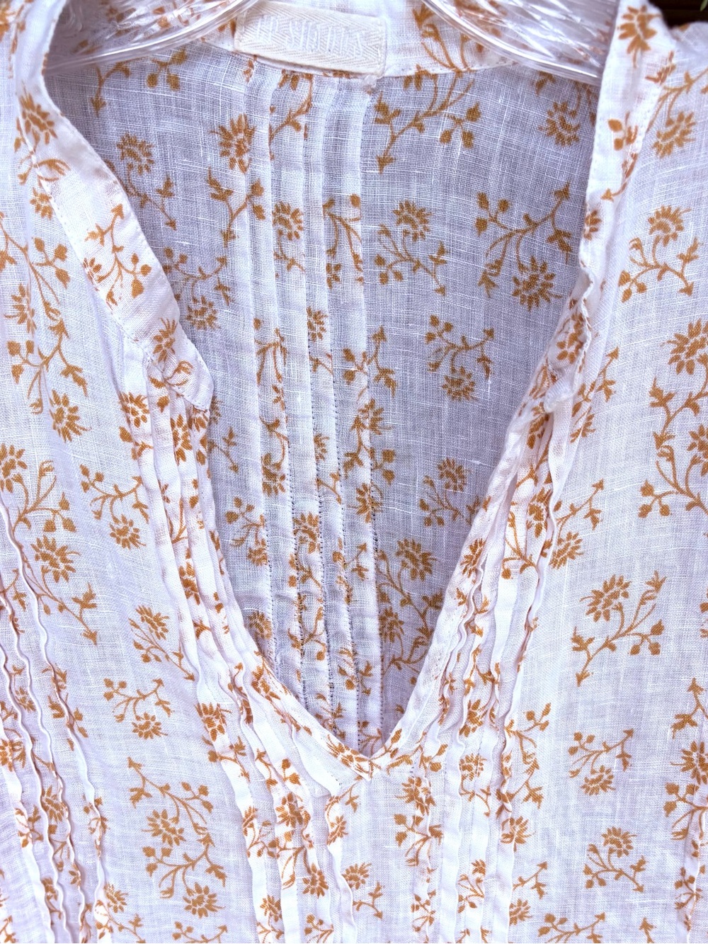 CP Shades Regina Soft Linen Gold Floral V- Neck Relaxed Pintuck Tunic Dress M